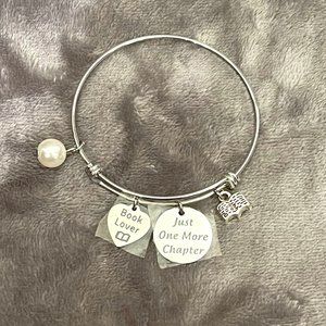 NWOT Book Lover Charm Bracelet
